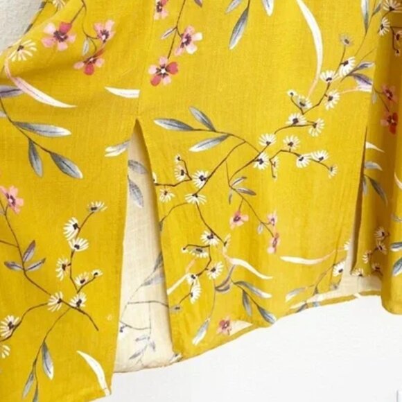 One Clothing Los Angeles Button Front Smocked Floral Midi Dress - Picture 4 of 6